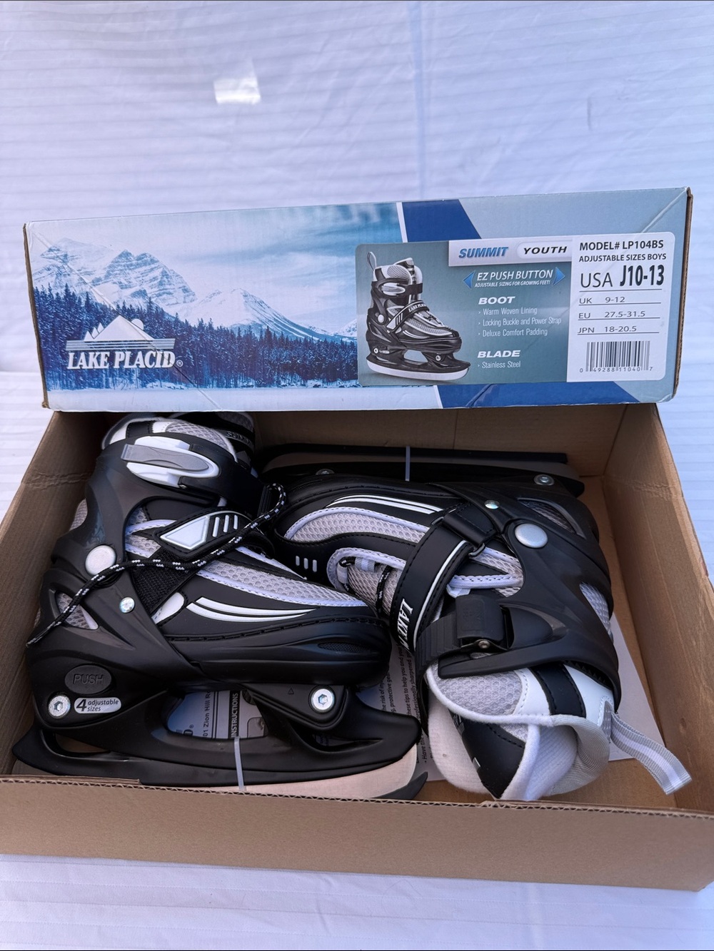 NIB Lake Placid Black & White Adjustable Youth Ice Skates USA 10-13